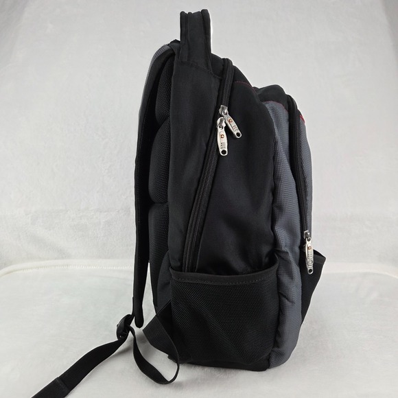 Swiss Gear Backpack Black Gray Red Laptop Travel Airflow Great Condition - Picture 4 of 14